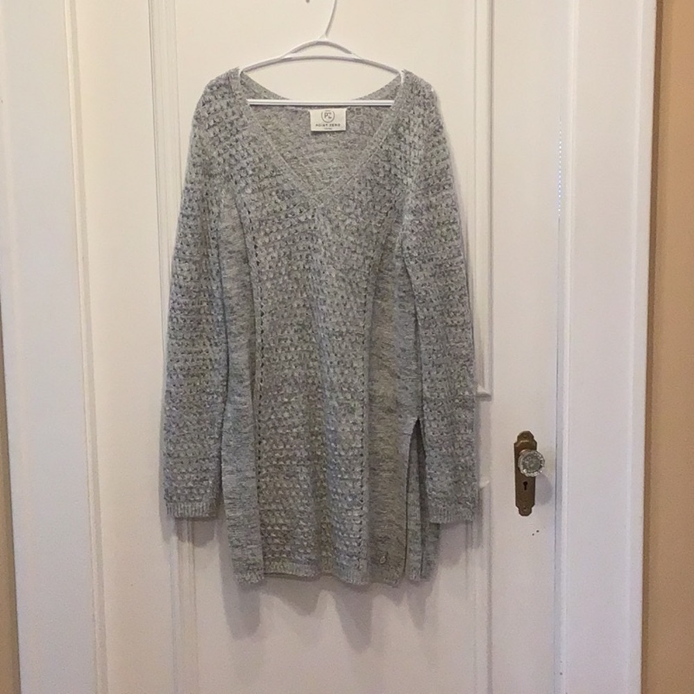 Tunic type sweater, XL